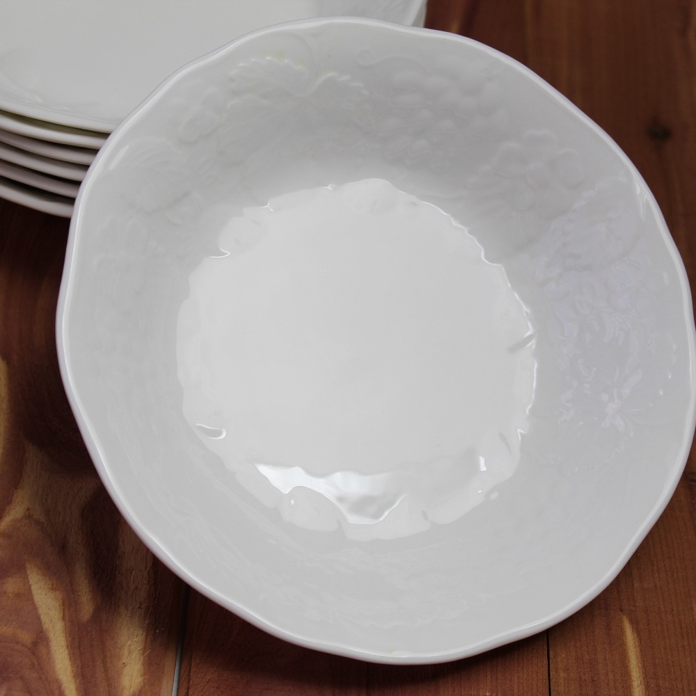 WEDGWOOD strawberry and vine bone china vintage 1992 cereal bowl set of 7